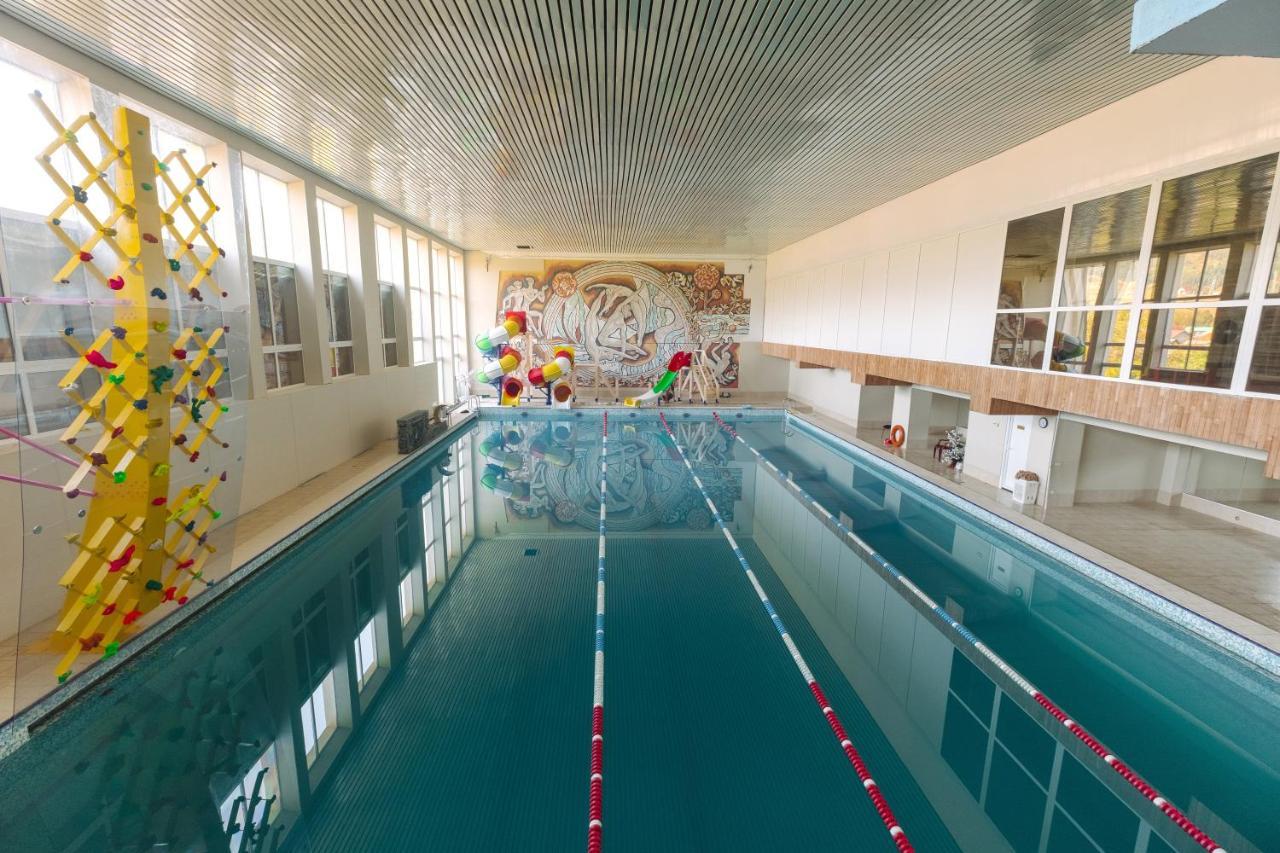 Zhyva Voda Resort 4*